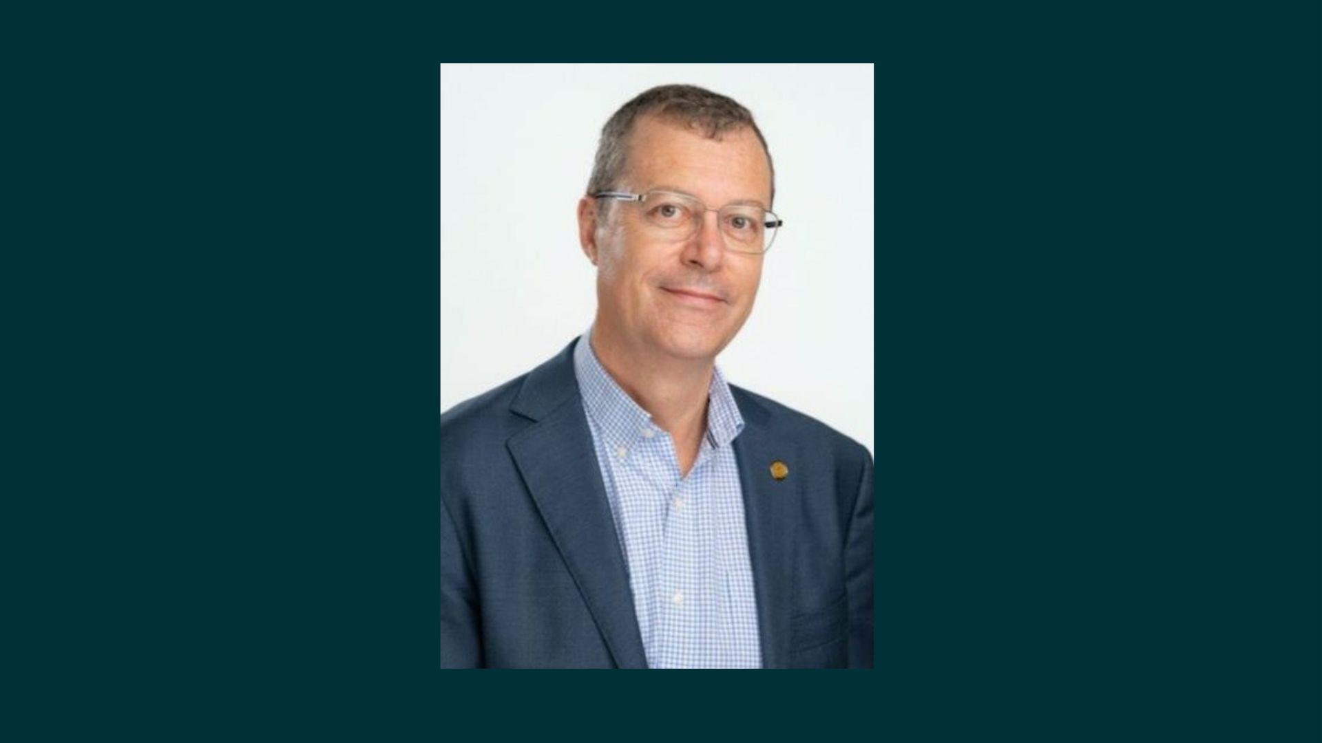 Professor Angus Buchanan   Aotj